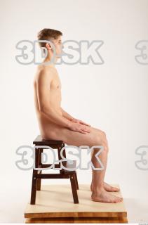 Sitting reference of Erik 0005